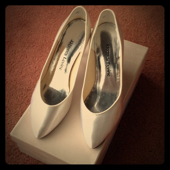 White NEVER USED satin-like heels