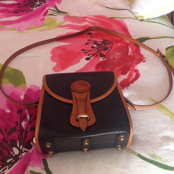 Dooney & Bourke