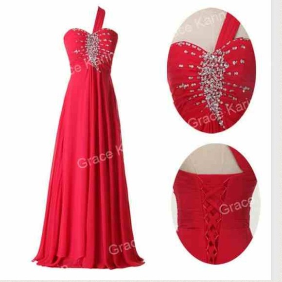 Dresses & Skirts - Red prom dress