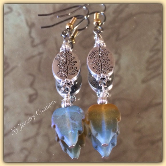 (SOLD) Spring Tree earrings - Picture 1 of 2