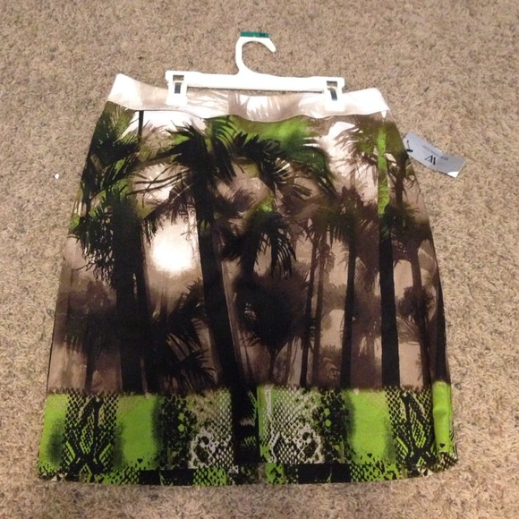Jungle theme pencil skirt - Picture 1 of 3