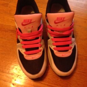 Nike air