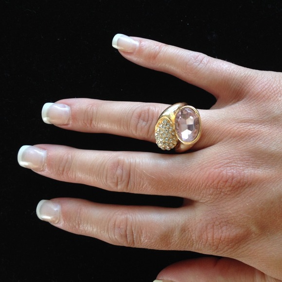BUY 2 GET 3 FREE! Pink & gold ring. - Picture 2 of 3