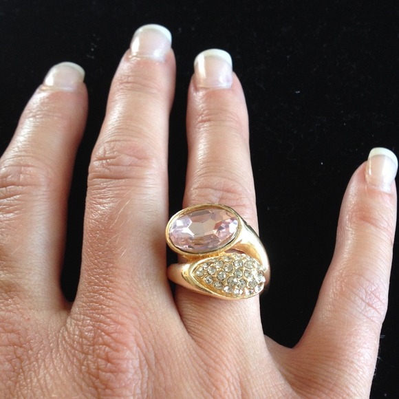 BUY 2 GET 3 FREE! Pink & gold ring. - Picture 3 of 3