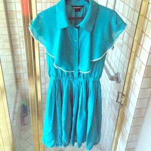 Casual dress w sailor detail