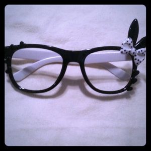 Hello kitty inspired fashion glasses