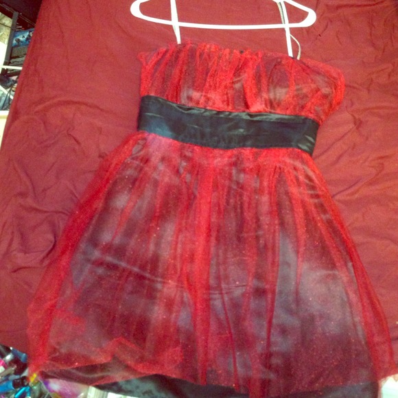 One of a kind formal Dress! - Picture 1 of 4