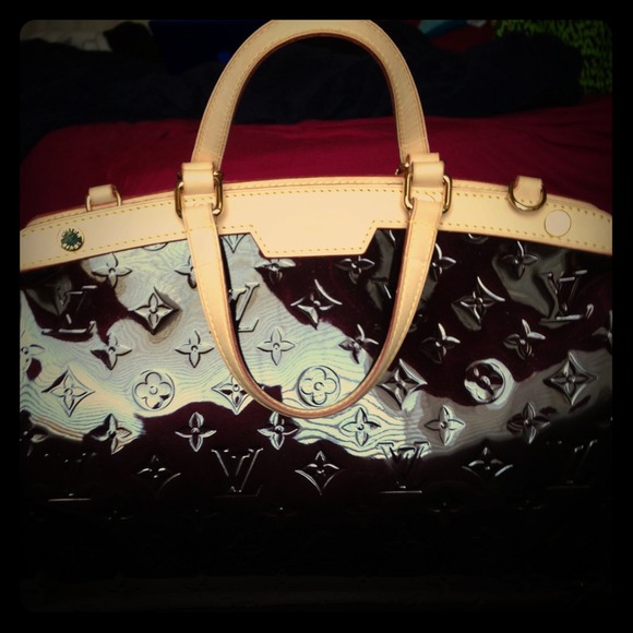 SOLD👏Authentic Louis Vuitton brea Mm amarante - Picture 1 of 4