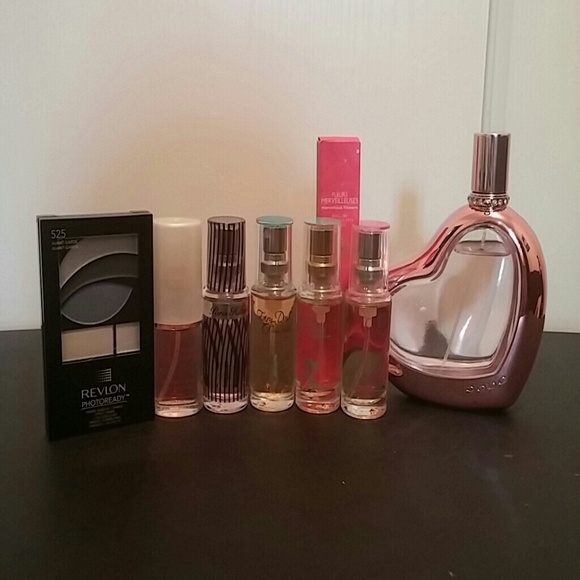Perfume set with Revlon photoready small pallet