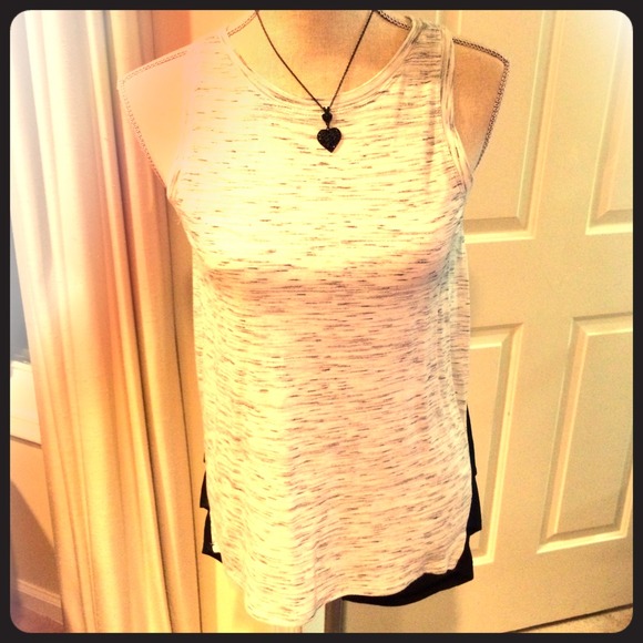 BCBGMAXAZRIA Harlow Sleeveless Top XXS