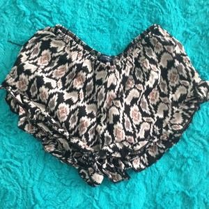 Brandy Melville vodi shorts bundle