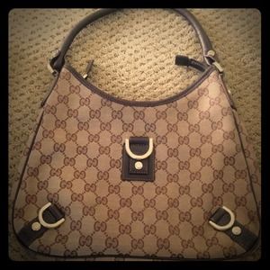 REDUCED!! Authentic Gucci Purse