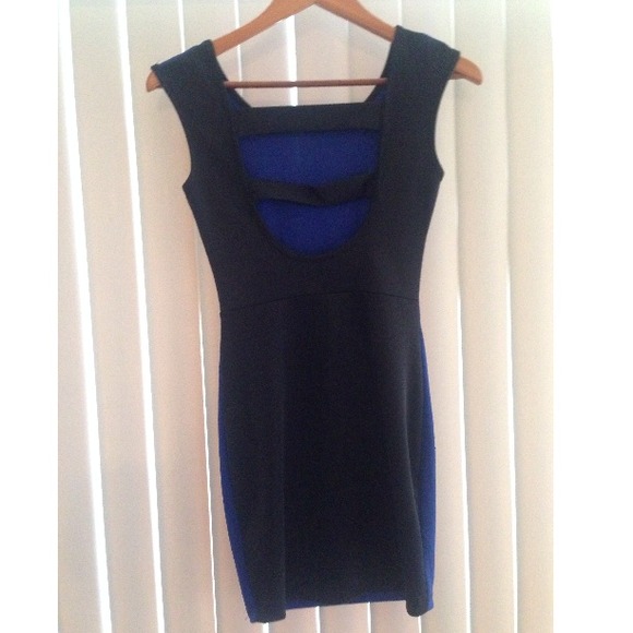 Dress - Picture 2 of 2