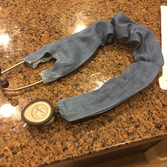 Stethoscope holders - Picture 3 of 5