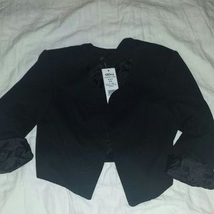 Cropped fitting blazer