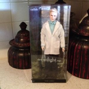 Brand new twilight Barbie "reduced"
