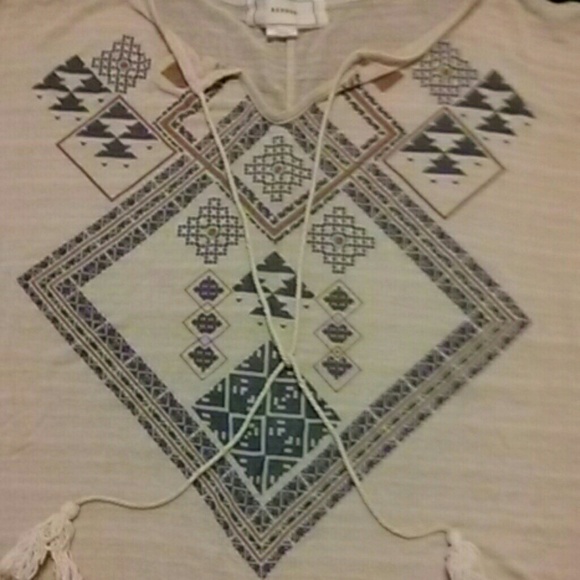 Top - Picture 2 of 2