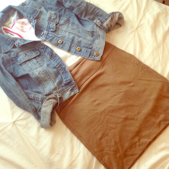 Tan pencil mini skirt