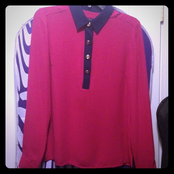 Sold-Pink and navy blouse by Adrianna Papell