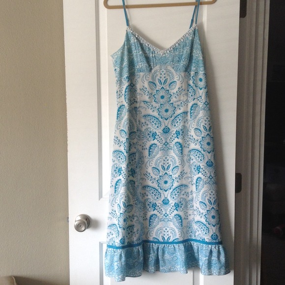 Gorgeous Dress - Picture 1 of 4