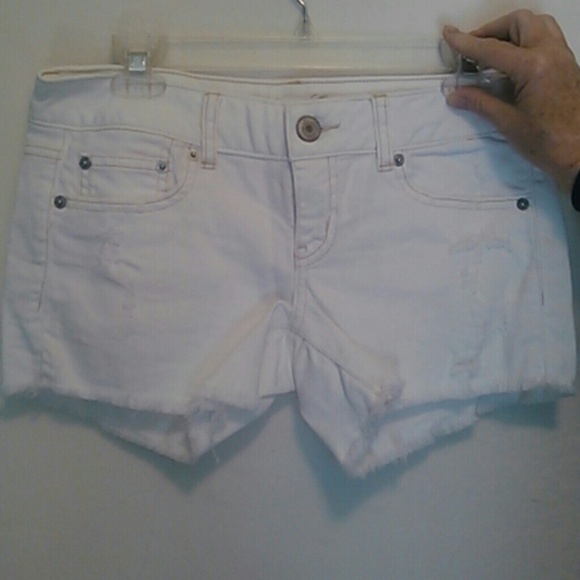 BRAND NEW White American Eagle Jean Shorts