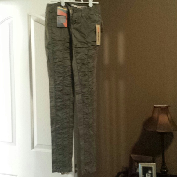 DKNY JEANS Ruched olive pants