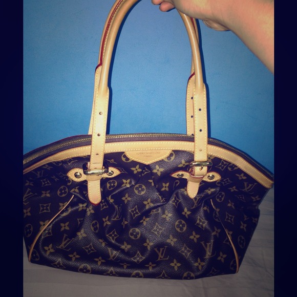 SOLD Authentic Louis Vuitton purse handbag bag