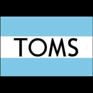 🌺 TOMS size 7 🌺