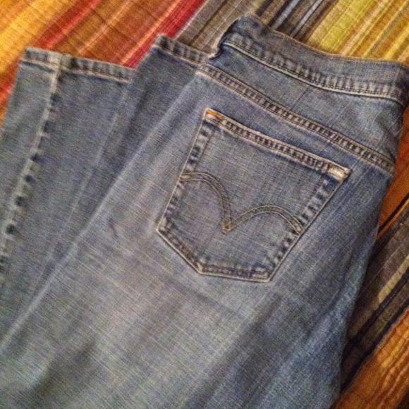 Vintage Levi's 505 jeans