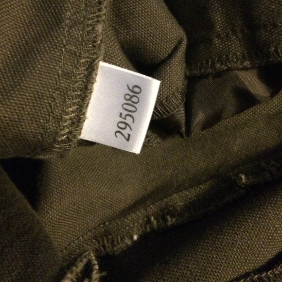 Ann Taylor Signature Fit Dress Pants - Picture 3 of 3