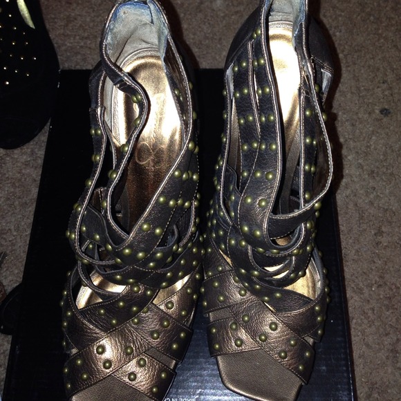 Bronze Jessica Simpson