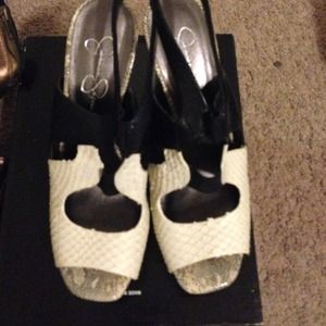 Jessica Simpson slang backs