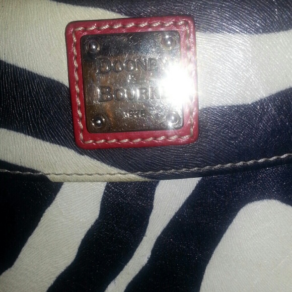 Dooney & bourke zebra wallet