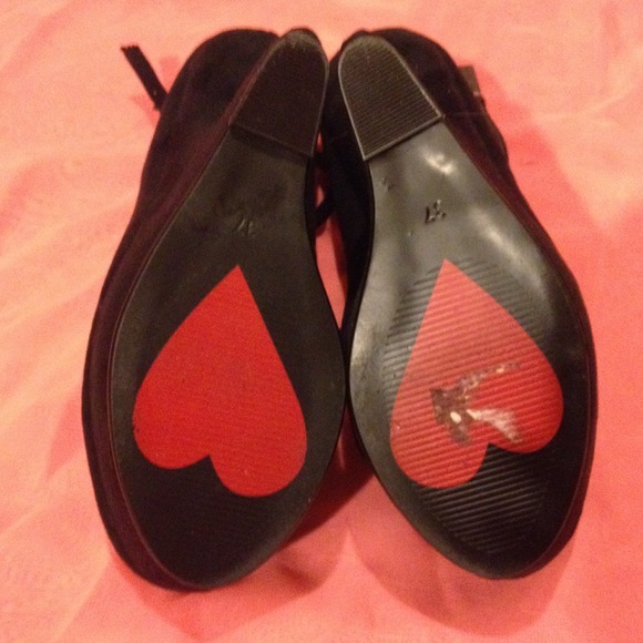 Black heel - Picture 2 of 3