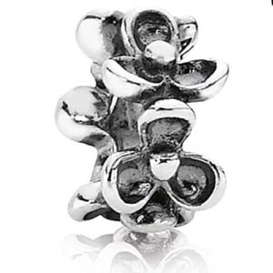 Authentic Pandora Wanda's garden spacer