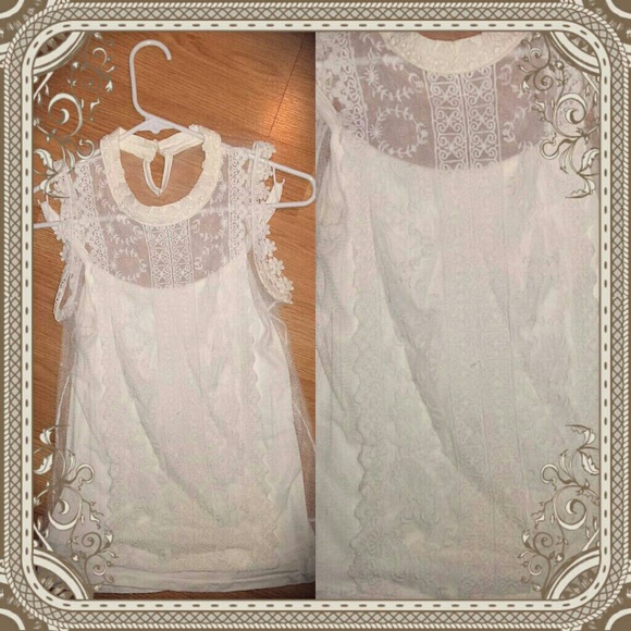 Detailed top, great with anything!