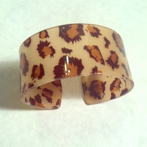 Leopard acrylic cute cuff bracelet