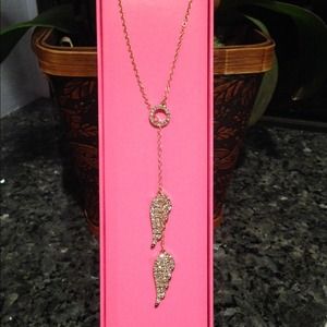 Victoria's Secret Angel Wing necklace