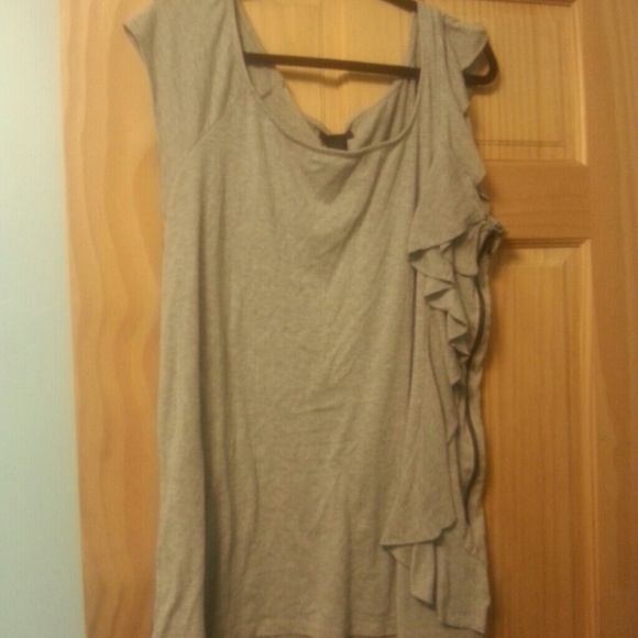 Torrid heather grey side ruffle and ziper top