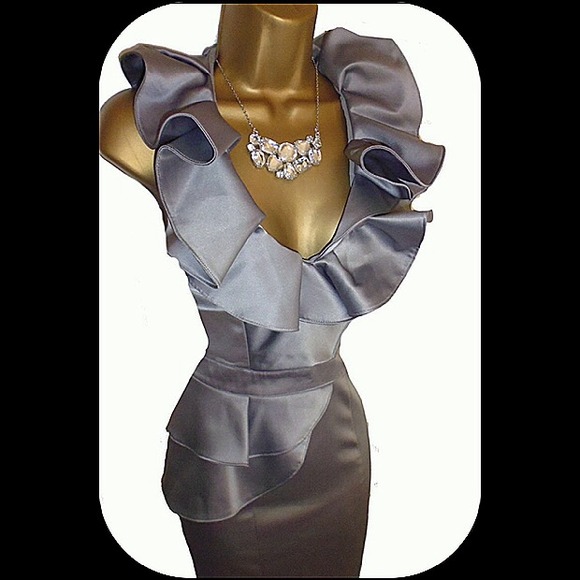 Stunning Karen Millen pewter satin backless dress - Picture 3 of 3