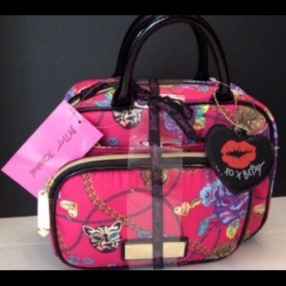 New...Betsey Johnson Weekender 2pc Cosmo Set