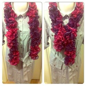 NEW! Lots of ruffles handmade scarf!