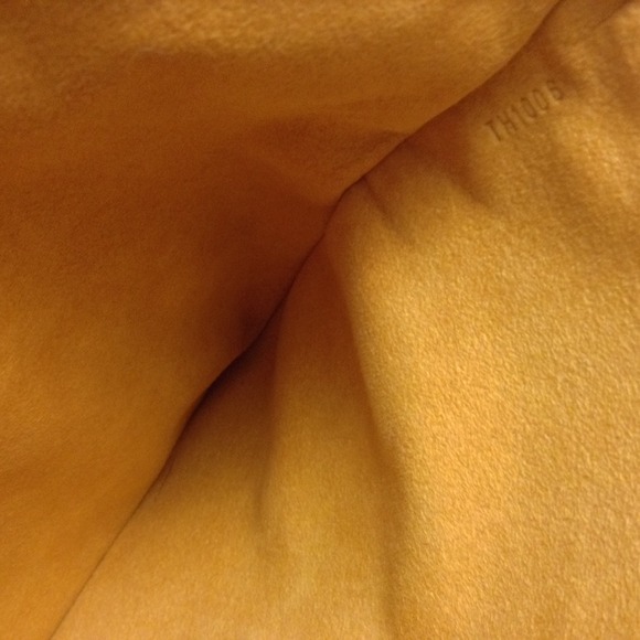 Louis Vuitton Denim Clutch - Picture 4 of 4