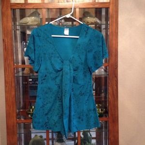 Avon Turquoise Top