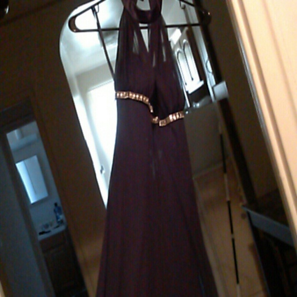 Dress - Picture 2 of 3