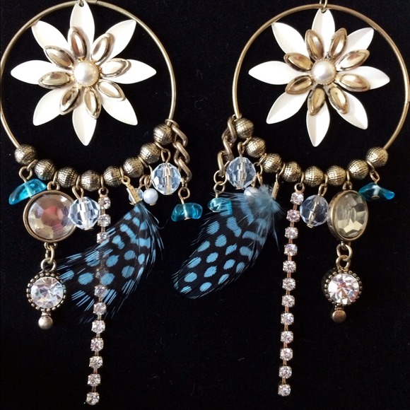 Gold earring!