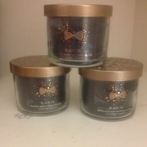 !!!!!!hold!!!!!!!Candles bath & body works