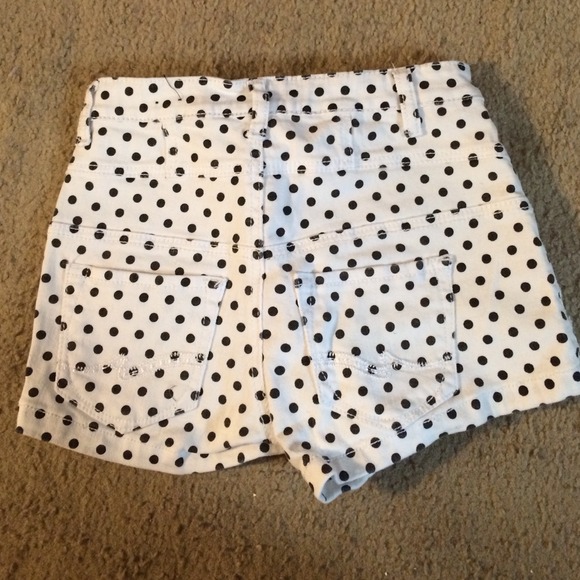 Sold - Picture 3 of 3