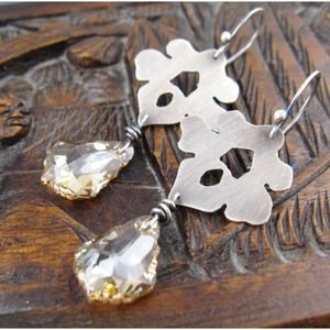 Anthropologie Dahlia silver crystal drop earrings