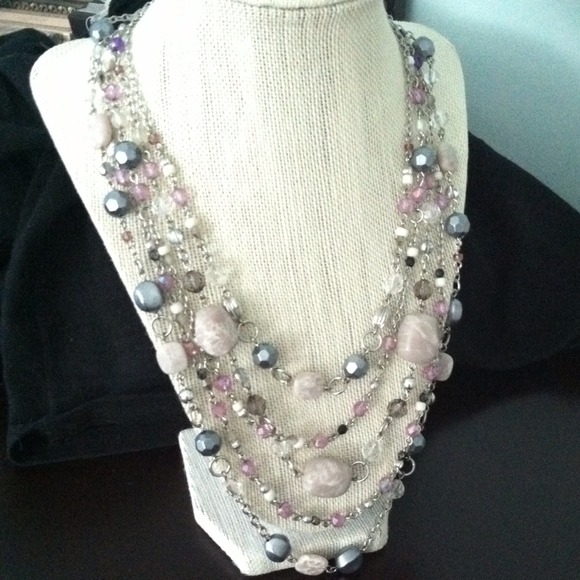 🌟HP🌟Lia Sophia Sugar Plum Necklace!